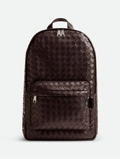 Bottega Veneta Medium Intrecciato Backpack In Brown