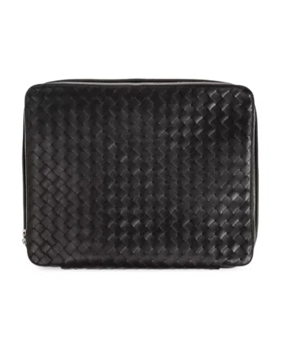 Bottega Veneta Medium Intreciato Clutch In Black