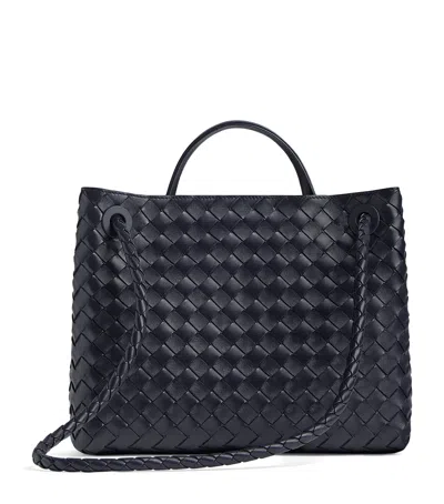 Bottega Veneta Medium Leather Andiamo Shoulder Bag In Blue