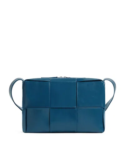 Bottega Veneta Medium Leather Cassette Cross-body Bag In Blue