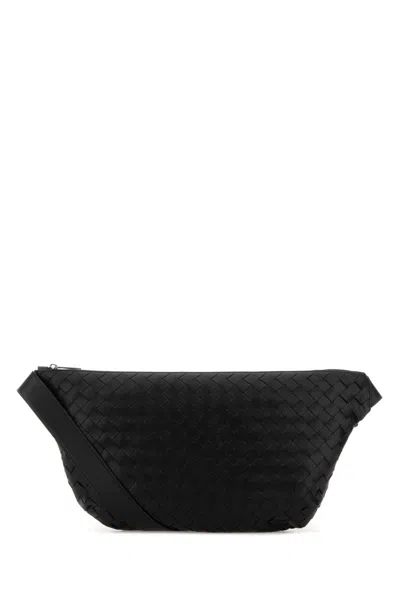 Bottega Veneta Men Black Leather Day Sling Crossbody Bag