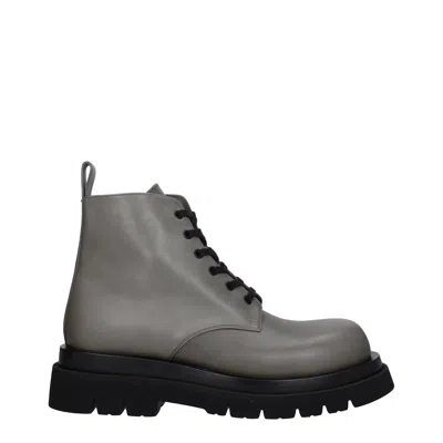 Bottega Veneta Men's Boots Gray/asphalt Leather