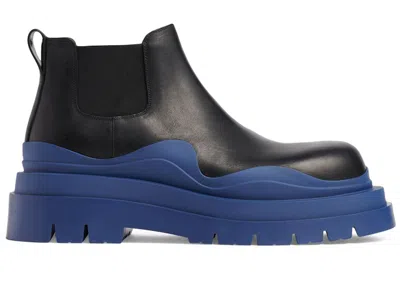 Pre-owned Bottega Veneta Men's  Leather Tire Chunky Sole Ankle Chelsea Boot Cruise Sneakers In Black/navy Blue In Multi
