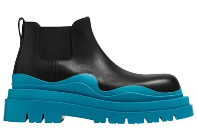 Pre-owned Bottega Veneta Men's  Leather Tire Chunkysole Ankle Chelsea Boot Amalfi Sneakers In Black/blue