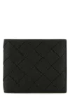 Bottega Veneta Men Bottle Green Leather Wallet In Black