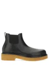 Bottega Veneta Sophisticated Leather Ankle Boots For Men In Black