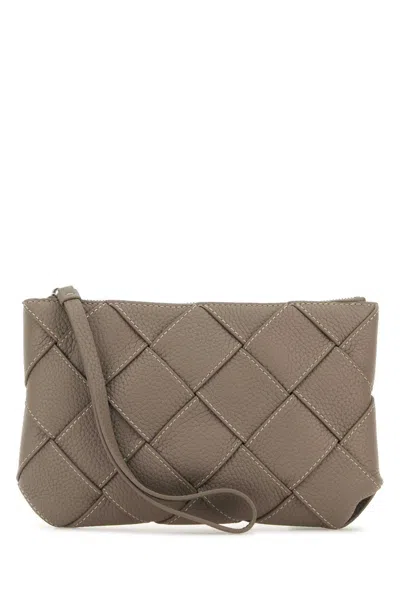 Bottega Veneta Men Dove Grey Leather Diago Clutch In Gray