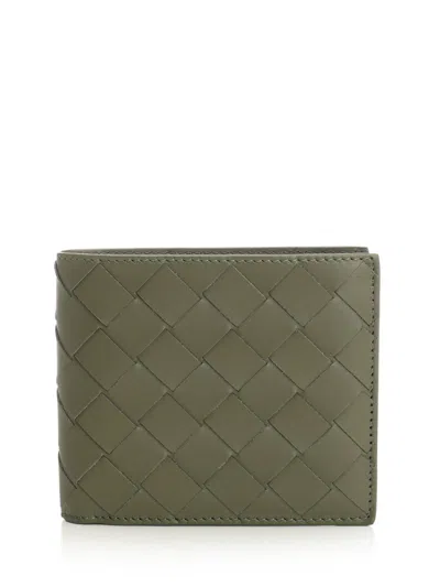 Bottega Veneta Men Intrecciato Bi-fold Wallet In Green