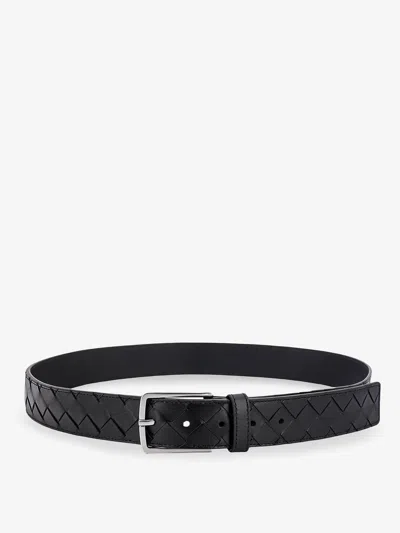 Bottega Veneta Men Leather Belt With Intrecciato Motif In Black