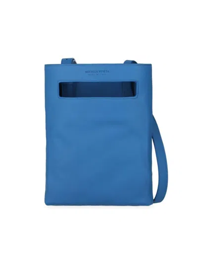 Bottega Veneta Men's Leather Messenger Bag In Bluette