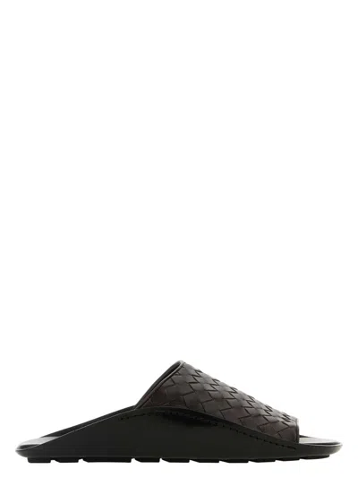 Bottega Veneta Men's Leather Wave Slippers