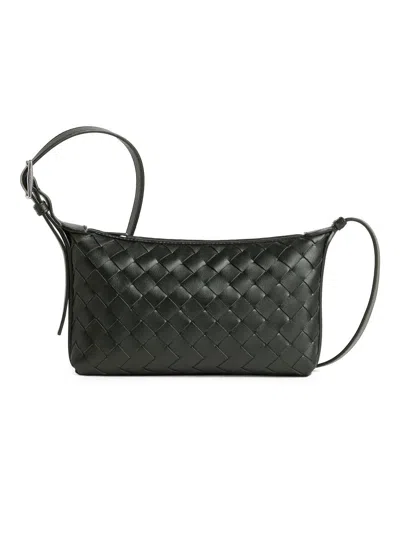 Bottega Veneta Men's Traveler Intrecciato Leather Phone Pouch