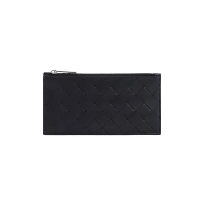 Bottega Veneta Men's Zipped Intreccio 1.5 Cardcase In Black