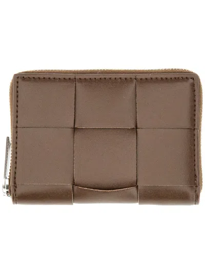 Bottega Veneta Men Zippered Cassette Coin Purse In Brown