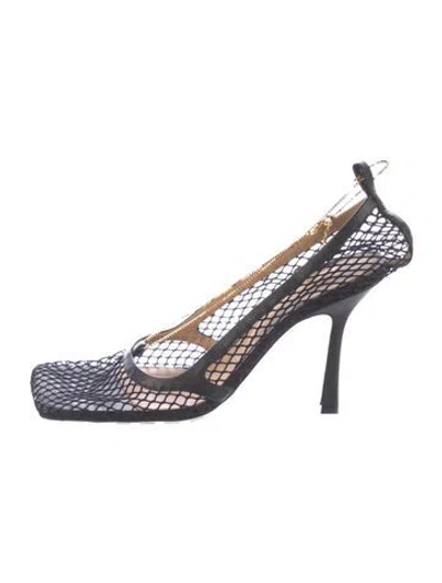 Pre-owned Bottega Veneta Mesh Chain-link Accents Slingback Pumps In Black