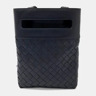 Pre-owned Bottega Veneta Mesh Crossbody Bag In Black