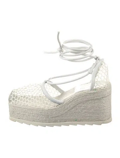 Pre-owned Bottega Veneta Mesh Eyelet Trim T-strap Pumps In White