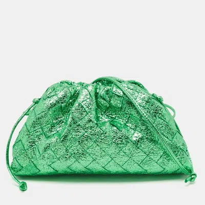 Pre-owned Bottega Veneta Metallic Green Intrecciato Leather Mini The Pouch Bag