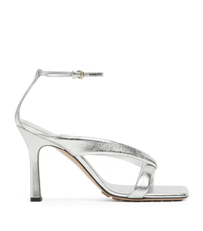 Bottega Veneta Metallic Leather Riva Sandals 90 In Silver