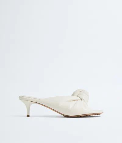 Bottega Veneta Leather Knot Mules 50 In White