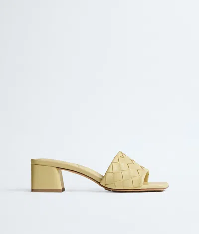 Bottega Veneta Parco Mule In Yellow