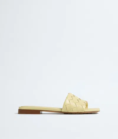 Bottega Veneta Parco Flat Mule In Yellow