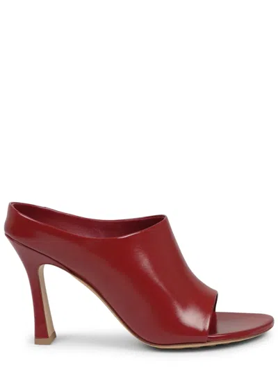 Bottega Veneta Mule Shoe Frog In Red
