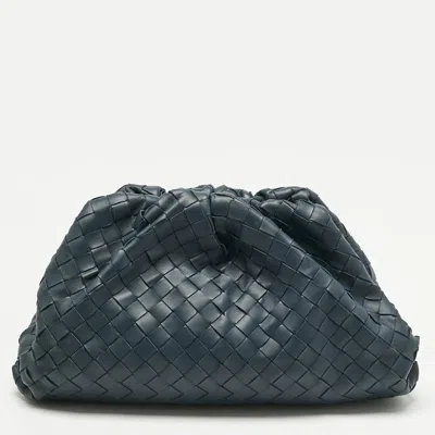 Pre-owned Bottega Veneta Navy Blue Intrecciato Leather Classic The Pouch