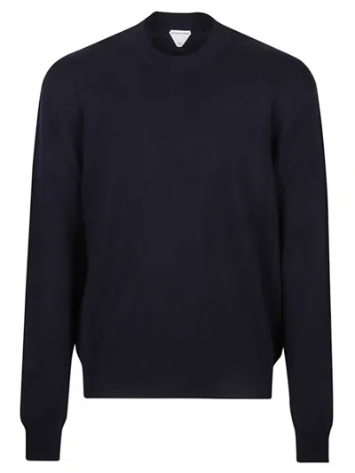 Bottega Veneta Cashmere Pullover With Leather Intreccio Patch In Navy Blue