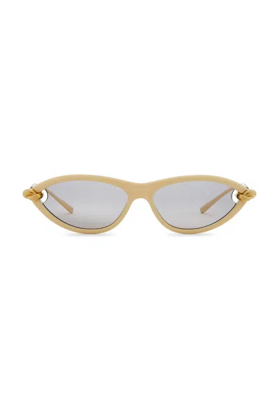 Bottega Veneta New Knot Cat Eye Sunglasses
