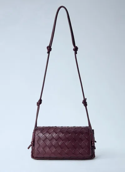 Bottega Veneta Notturno Shoulder Bag In Burgundy