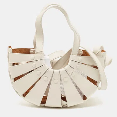Pre-owned Bottega Veneta Off White Leather Small Shell Bag