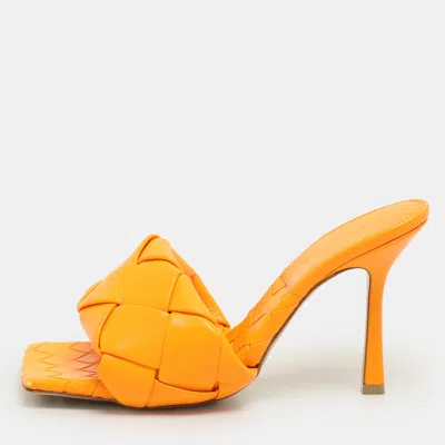 Pre-owned Bottega Veneta Orange Intrecciato Leather Lido Slide Sandals Size 39