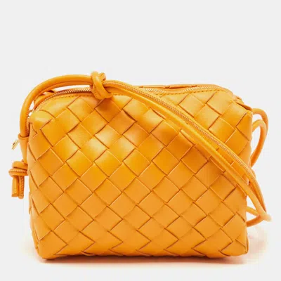 Pre-owned Bottega Veneta Orange Intrecciato Leather Mini Loop Camera Bag