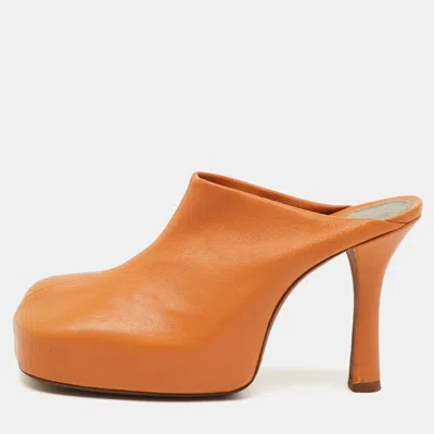 Pre-owned Bottega Veneta Orange Leather Stretch The Bold Mules Size 36