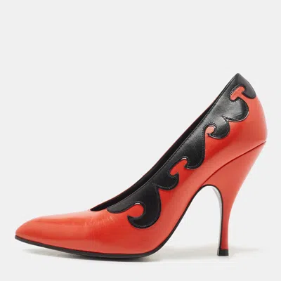 Pre-owned Bottega Veneta Orange/black Leather Pumps Size 38