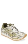 Bottega Veneta Orbit Low Top Sneaker In Mud/white