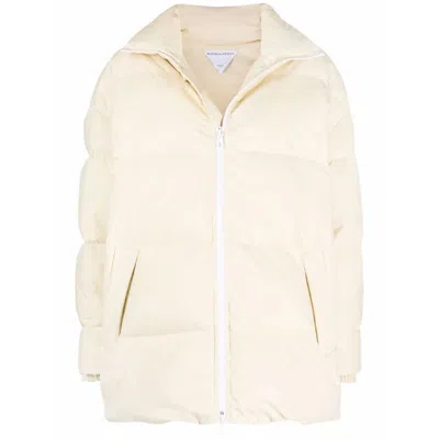 Bottega Veneta Oversized Down Jacket In ["white"]