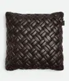 Bottega Veneta Doppeltes Gepolstertes Intreccio Kissen In Fondant