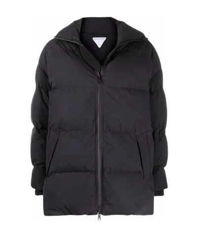 Bottega Veneta Padded Puffer Jacket In Black