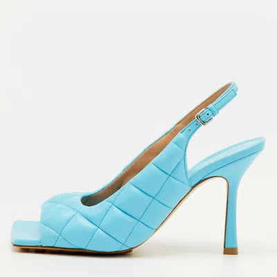 Pre-owned Bottega Veneta Padded Size 37 Blue Quilted Leather Slingback Sandals