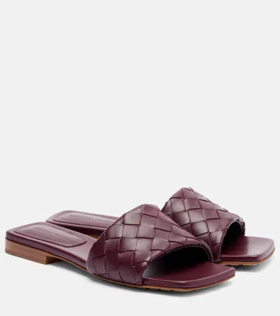 Bottega Veneta Parco Intrecciato Leather Slides In Burgundy