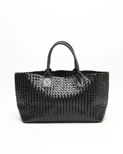Bottega Veneta Patent Intrecciato Cabat Mm Tote Bag In Black