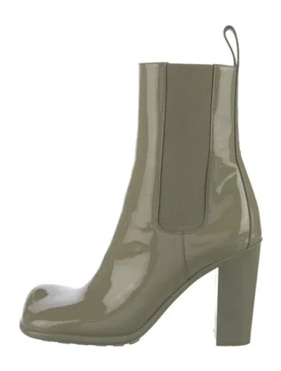 Pre-owned Bottega Veneta Patent Leather Chelsea Boots In Green
