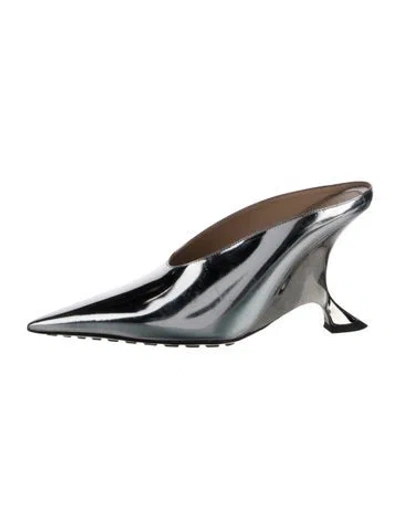Pre-owned Bottega Veneta Patent Leather Mules