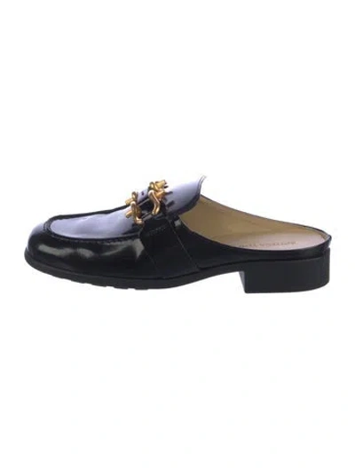 Pre-owned Bottega Veneta Patent Leather Mules In Black