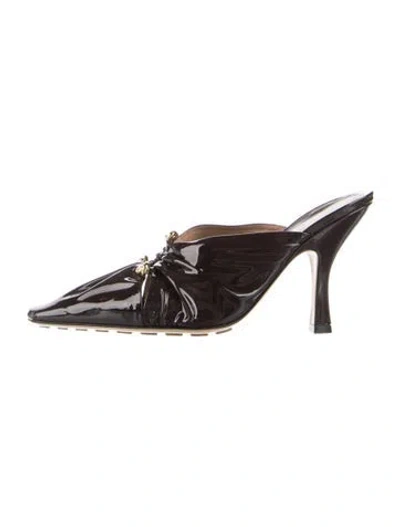 Pre-owned Bottega Veneta Patent Leather Mules In Brown