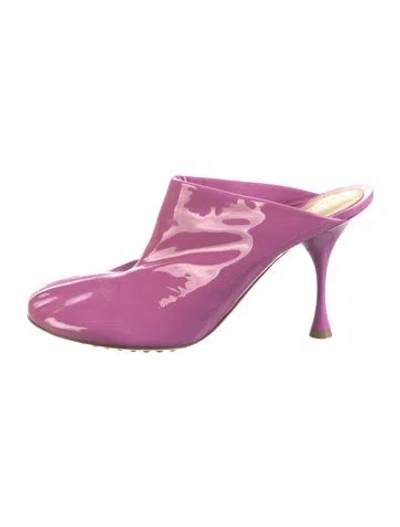 Pre-owned Bottega Veneta Patent Leather Mules In Purple