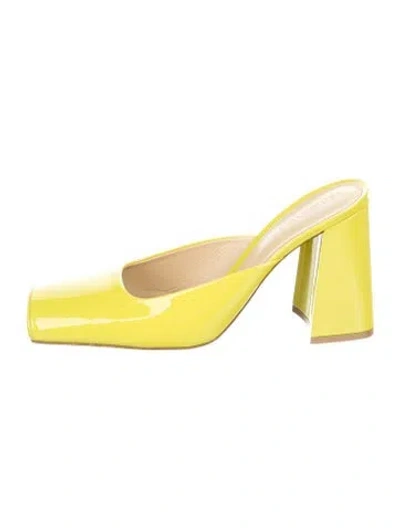Pre-owned Bottega Veneta Patent Leather Mules In Yellow