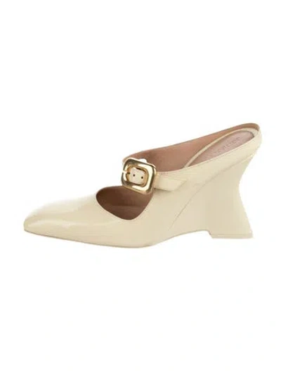 Pre-owned Bottega Veneta Patent Leather Mules In Yellow